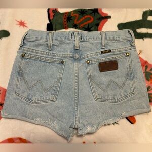 Wrangler Shorts slim fit shorts.